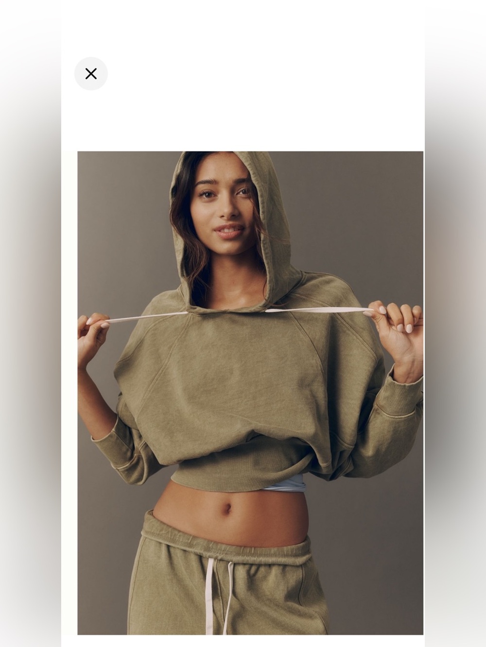 Washed to Shore Cotton Cropped Sweatshirt in Olive Green
